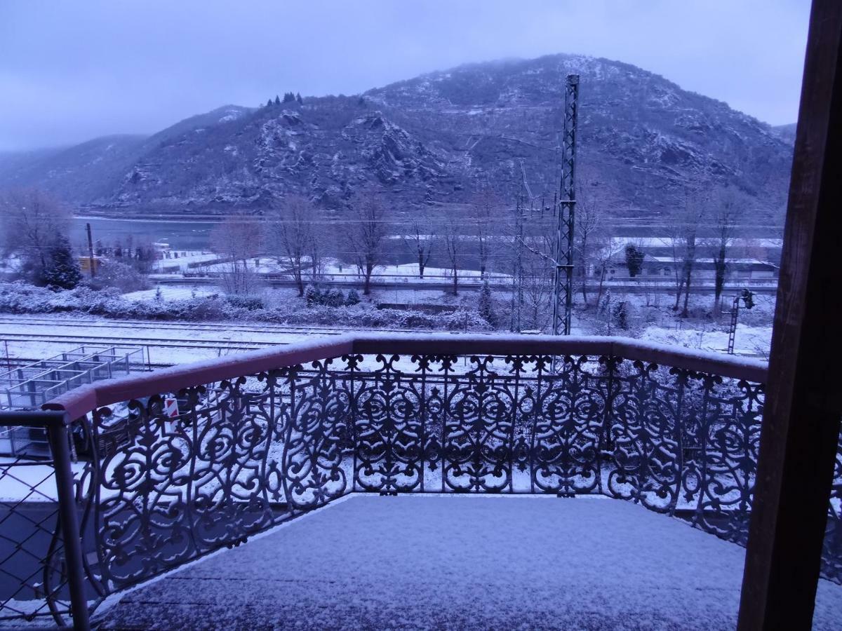 "Haus Schloss Fuerstenberg" Bacharach Bagian luar foto